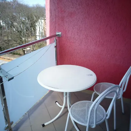 Apartamentyprzymorzu Reymonta Z Sypialnia 아파트