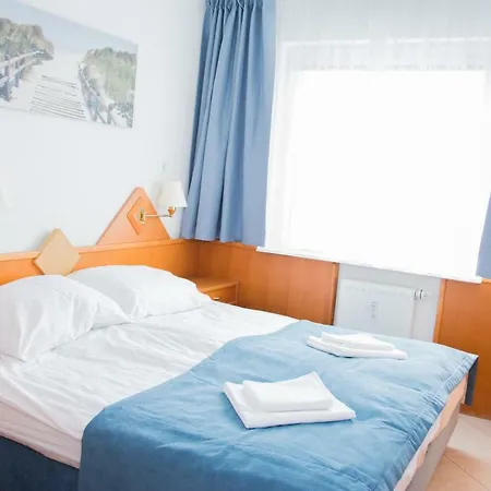 Apartamentyprzymorzu Reymonta Z Sypialnia דירה
