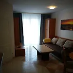 아파트 Apartamentyprzymorzu Reymonta Z Sypialnia 코워브제크